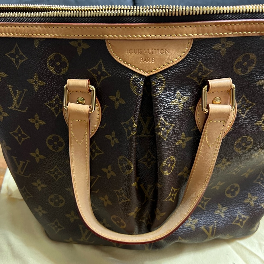 Louis Vuitton
Monogram Palermo PM